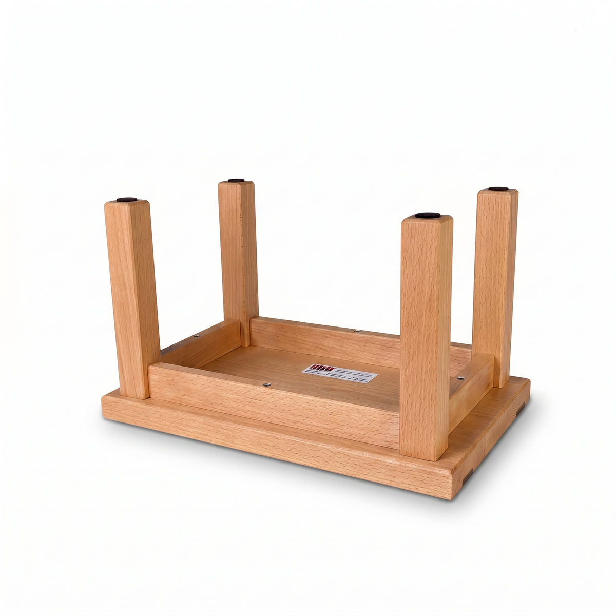 Holzhocker aus geölter Buche mit Einlassung aus massivem Nussbaumholz als Fußbank oder Schemel