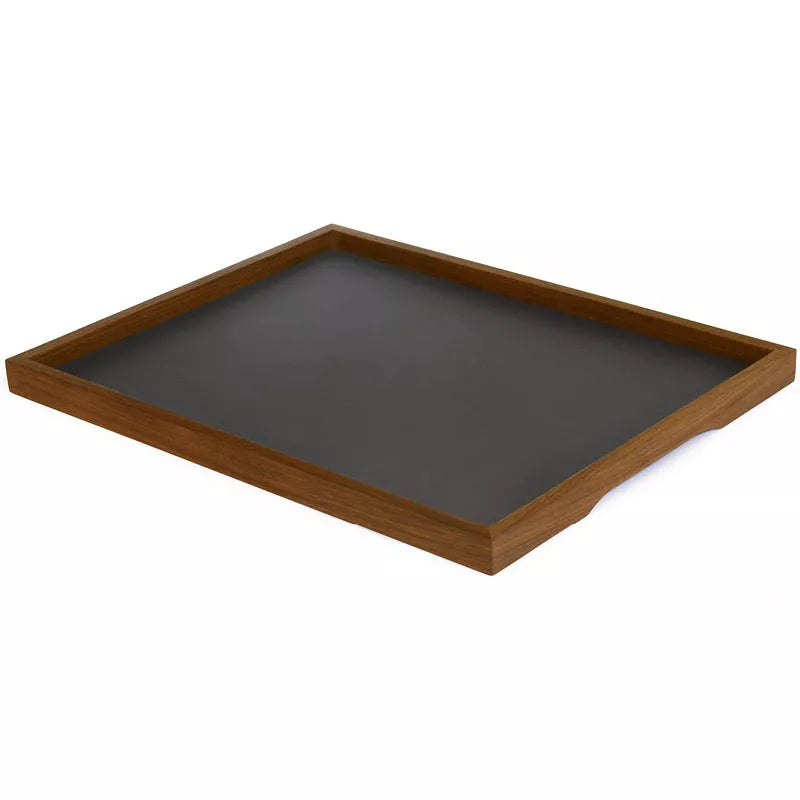 Grosses Serviertablett „Basic L“ aus geöltem Nussbaumholz mit schwarzer HPL-Fläche – 50 × 39,5 cm