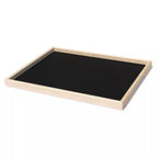 Grosses Serviertablett „Basic L“ aus unbehandeltem Eschenholz mit schwarzer HPL-Fläche – 50 × 39,5 cm